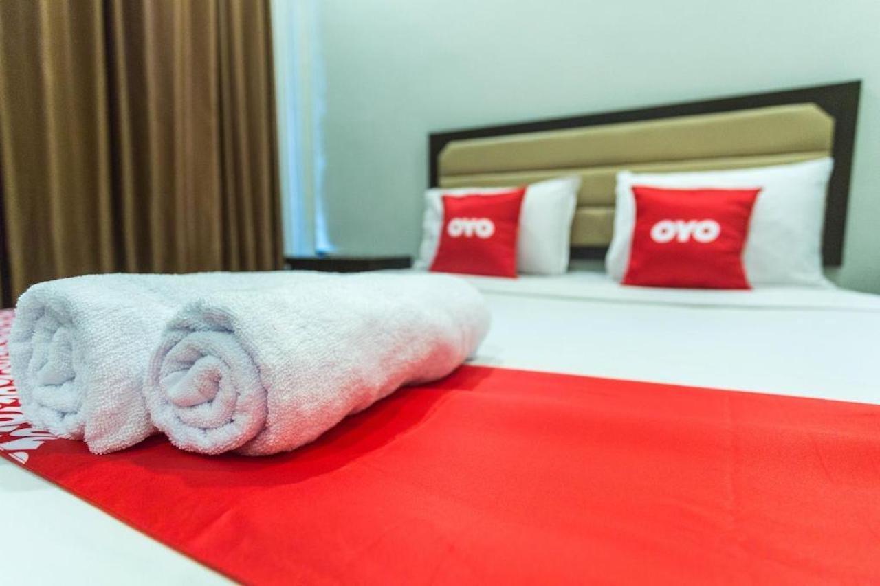 Hotel Bumi Aditya Senggigi Exterior photo
