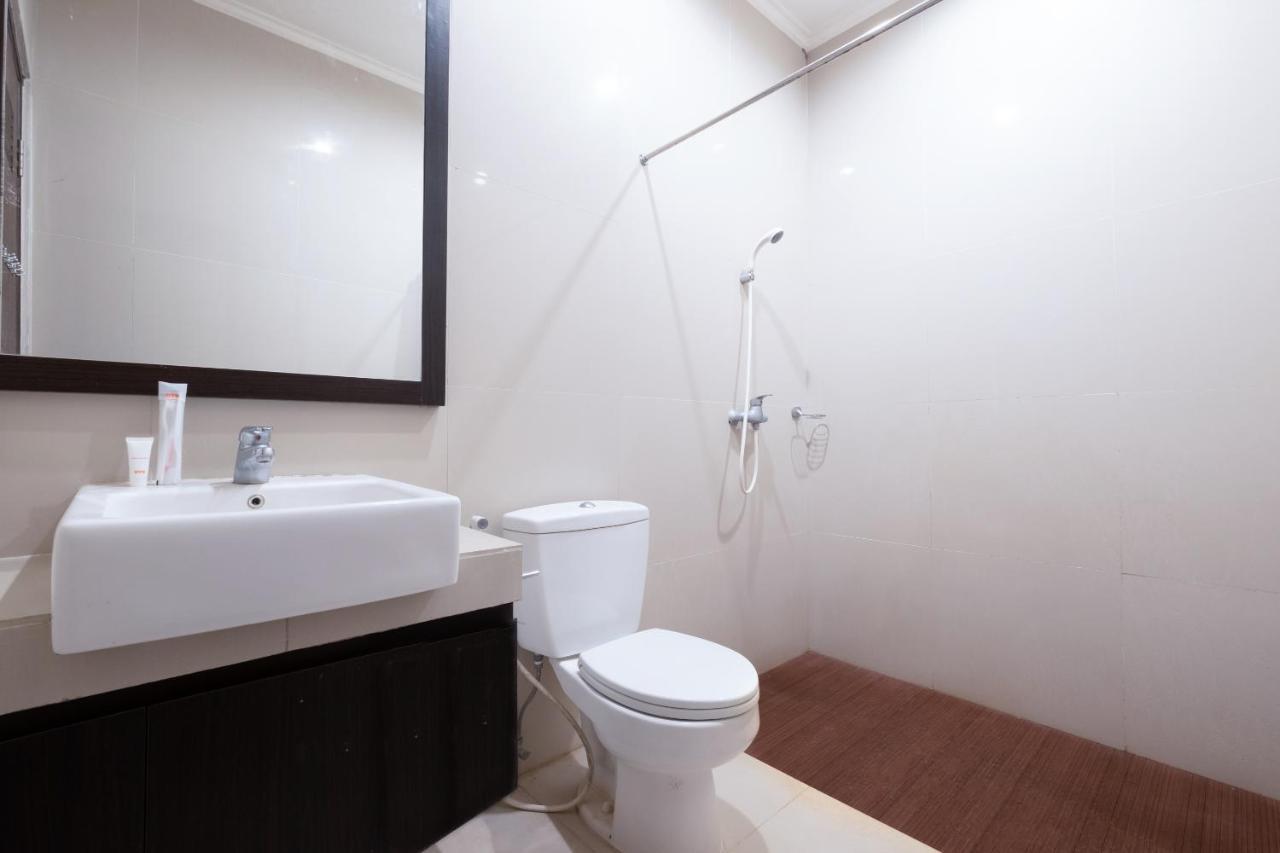Hotel Bumi Aditya Senggigi Exterior photo