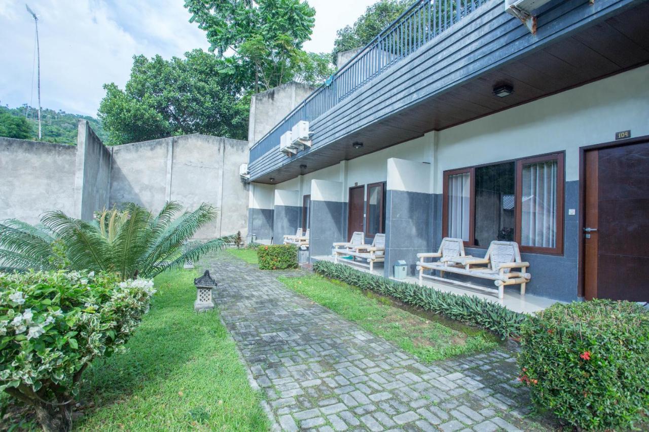 Hotel Bumi Aditya Senggigi Exterior photo