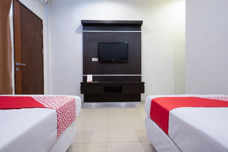 Hotel Bumi Aditya Senggigi Exterior photo