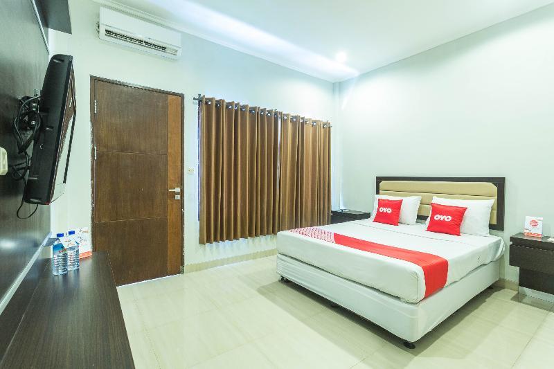 Hotel Bumi Aditya Senggigi Exterior photo