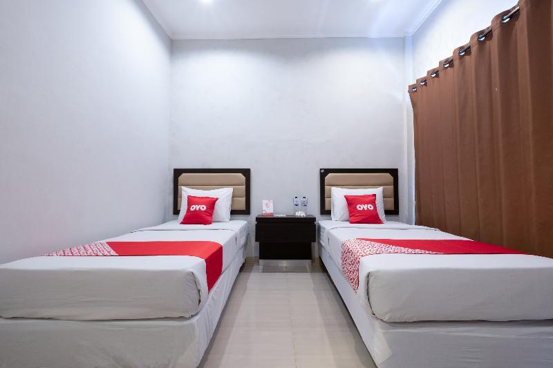 Hotel Bumi Aditya Senggigi Exterior photo