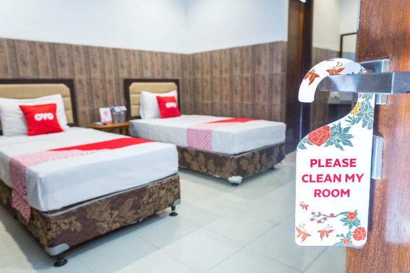Hotel Bumi Aditya Senggigi Exterior photo